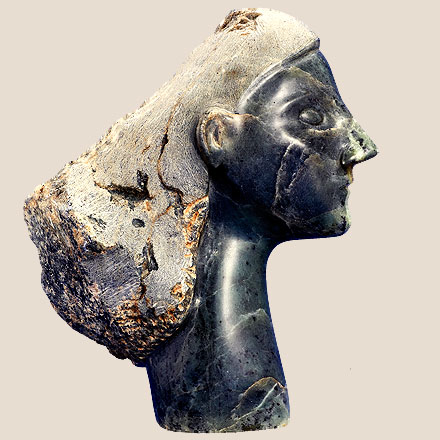 sculpture of knossos