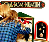 sculpture of blackbird